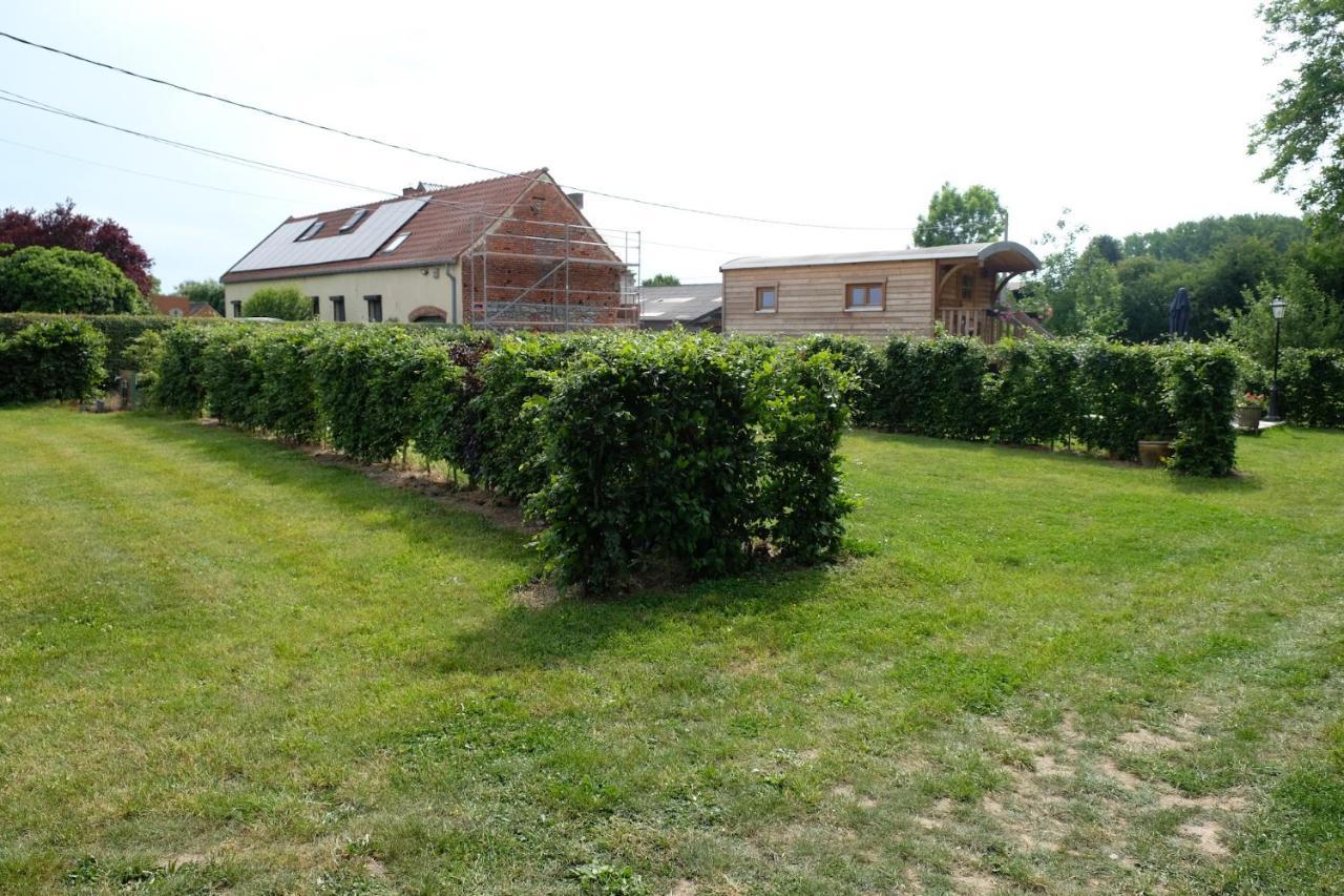 Camping Des Saules Jurbise 外观 照片